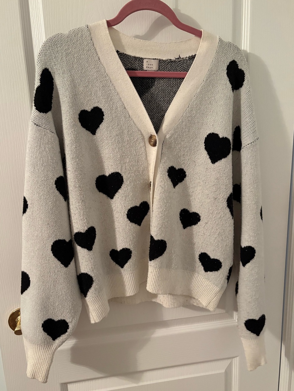 A New Day Heart Cardigan size L